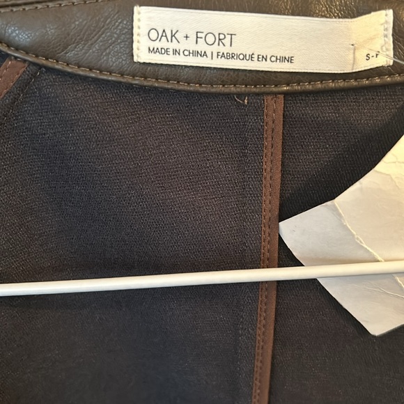 OAK & FORT brown vegan leather wrap top size small - Picture 7 of 13